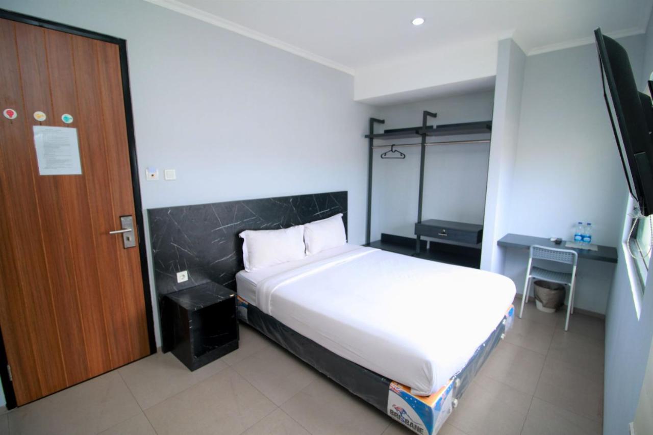 Albergue Bale Resident Yakarta Exterior foto