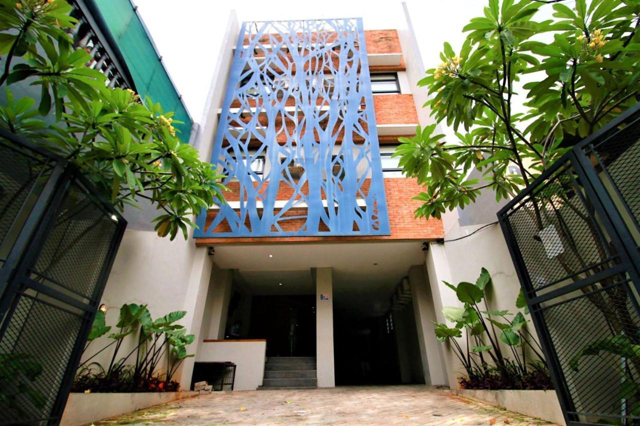 Albergue Bale Resident Yakarta Exterior foto
