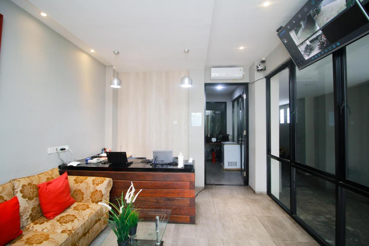 Albergue Bale Resident Yakarta Exterior foto